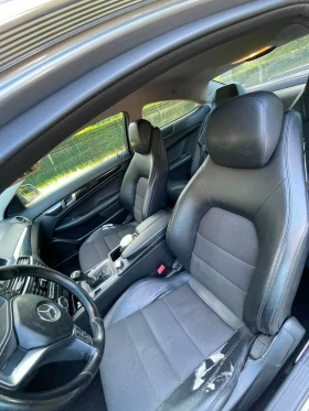Mercedes-Benz C 220, снимка 11