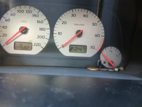 VW Golf 1.6  - 1100 € / 2151.41 лв. - 18690523 8