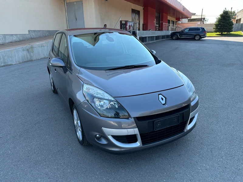 Renault Scenic 1.5DCI - УНИКАТ, снимка 3 - Автомобили и джипове - 46973751