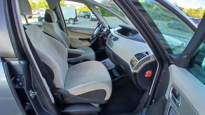 Citroen Grand C4 Picasso 1, 6hdi АВТОМАТИК 7МЕСТА, снимка 11 - Автомобили и джипове - 50456105