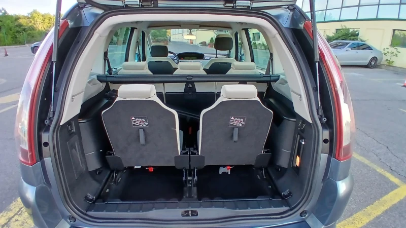 Citroen Grand C4 Picasso 1, 6hdi АВТОМАТИК 7МЕСТА, снимка 10 - Автомобили и джипове - 50456105