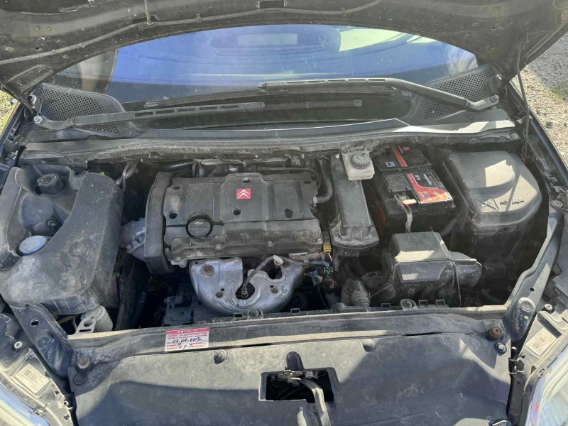 Citroen C4 реални километри, снимка 6 - Автомобили и джипове - 51954584