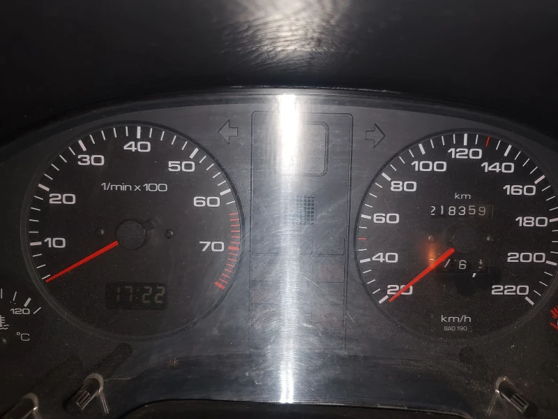 Audi 80 Б4, снимка 6 - Автомобили и джипове - 52380397