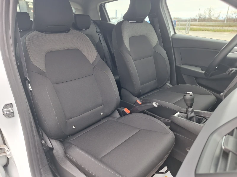 Renault Clio TCe 91к.с., снимка 13 - Автомобили и джипове - 52725018