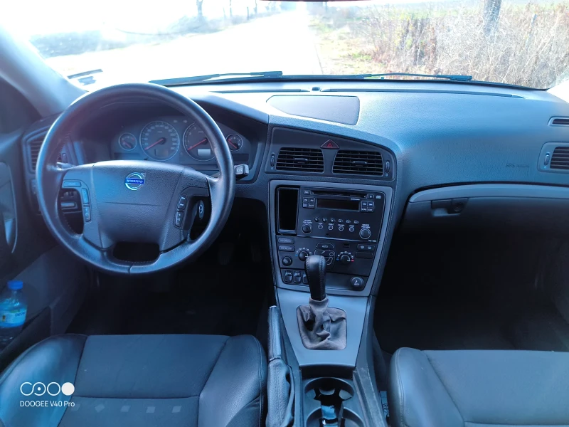Volvo V70 2, 4 газ-бензин, снимка 12 - Автомобили и джипове - 52890831