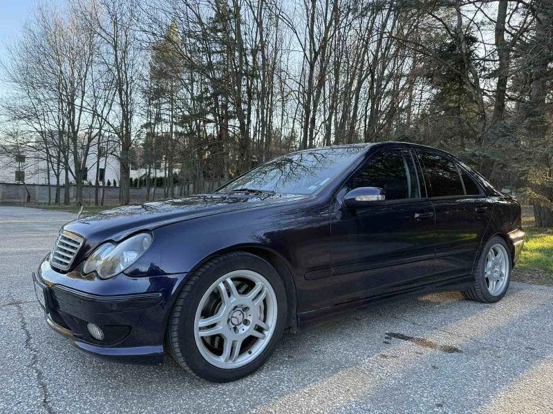 Mercedes-Benz C 32 AMG, снимка 4 - Автомобили и джипове - 52929175