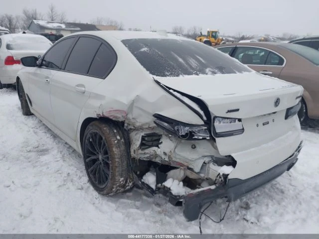 BMW 550 M550I XDRIVE - изображение 3