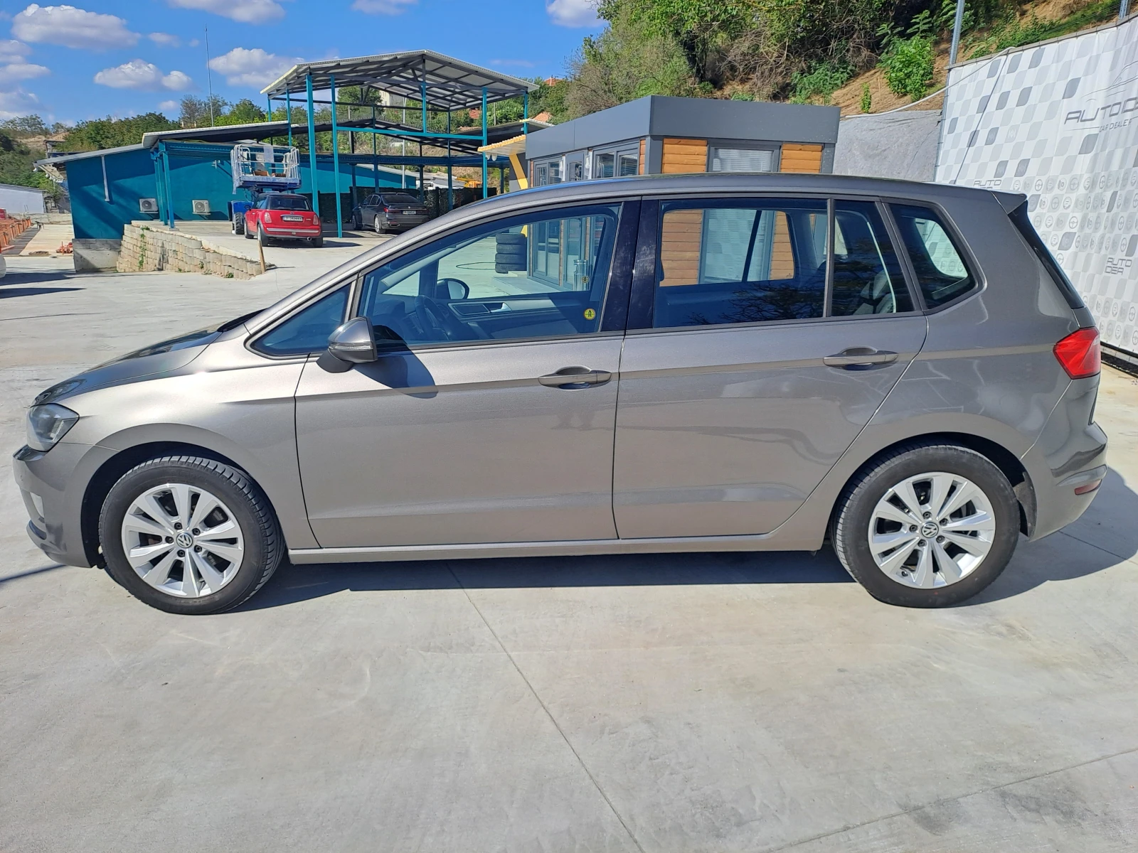 VW Sportsvan  Golf VII Sportsvan* 1.6TDI* 172893км - изображение 8