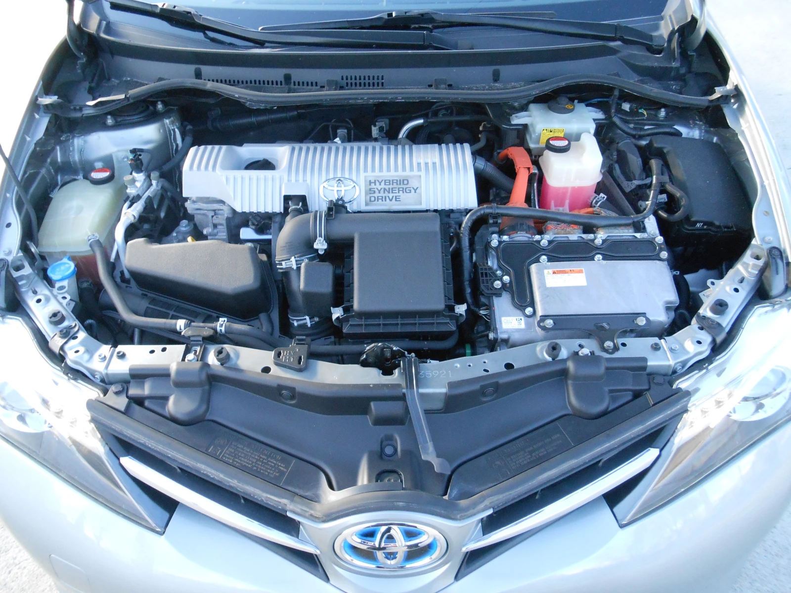 Toyota Auris 1.8i-Hybrid-Euro-6B-Navi-Kamera - изображение 9