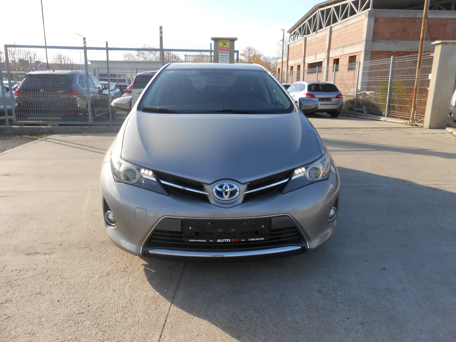 Toyota Auris 1.8i-Hybrid-Euro-6B-Navi-Kamera - изображение 2