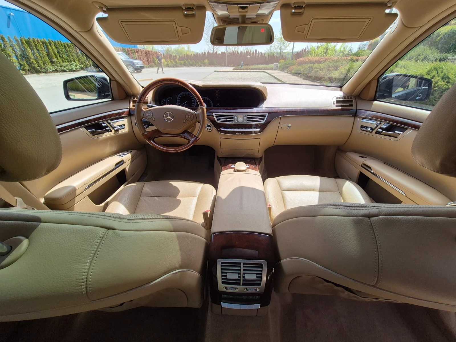 Mercedes-Benz S 500 4matic - изображение 8