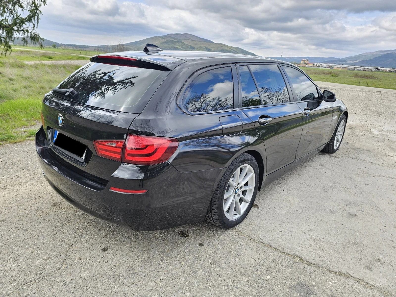 BMW 525 3.0D 6 цил. Швейцария, реални км. сер. история - изображение 6