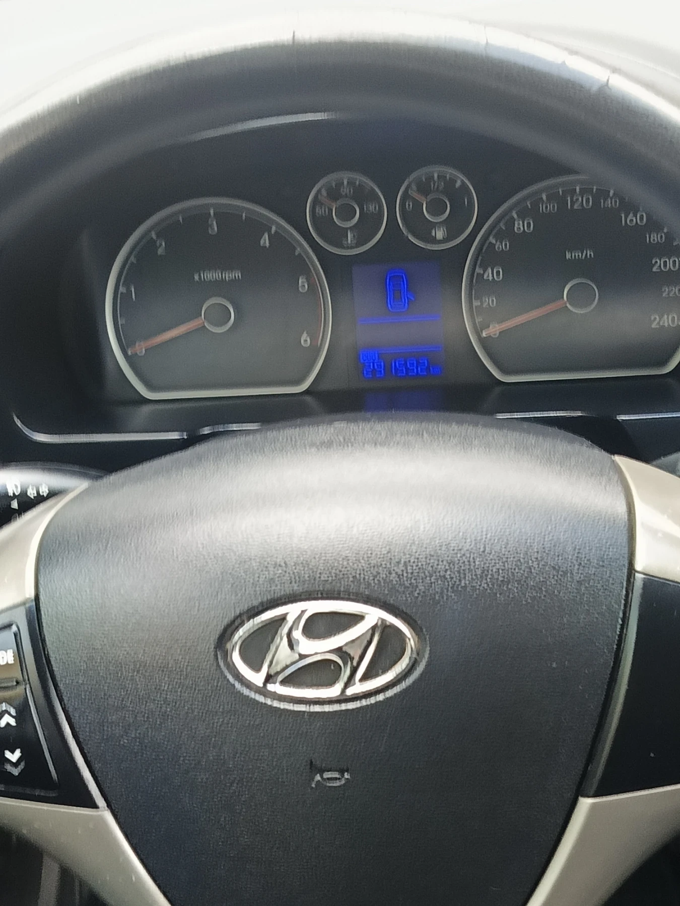 Hyundai I30 1.6 CRDI - изображение 9