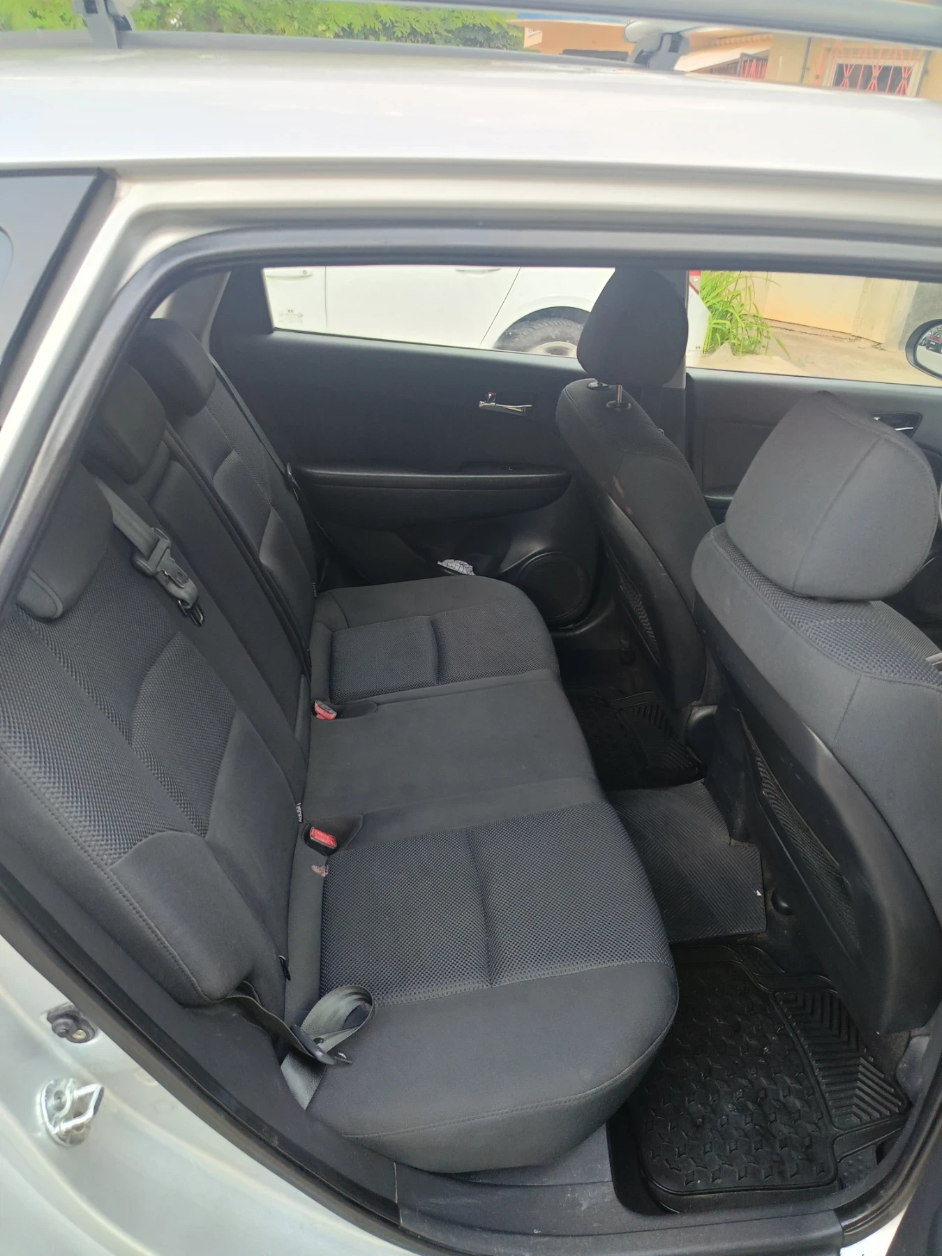 Hyundai I30 1.6 CRDI - изображение 5