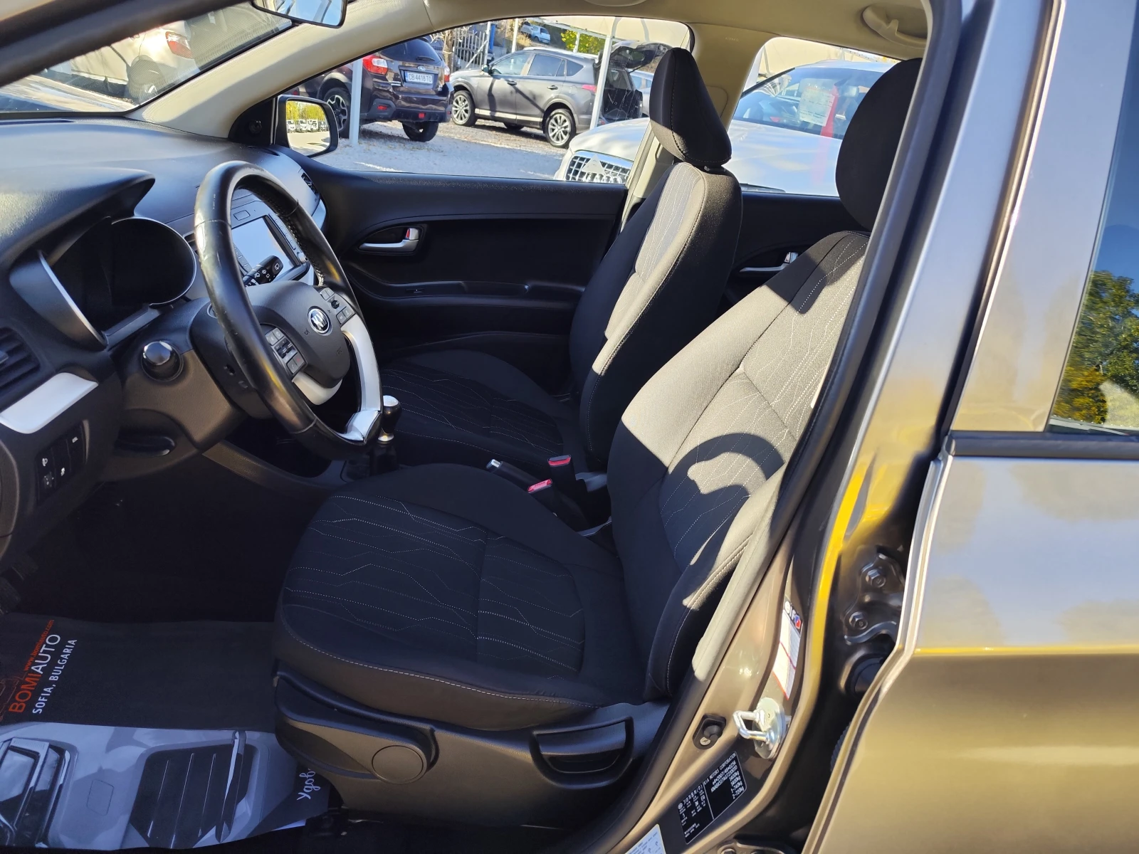 Kia Picanto 1.0i* LPG* EURO6B* 76000km!* NAVI* ФАБРИЧНА ГАЗ - изображение 5