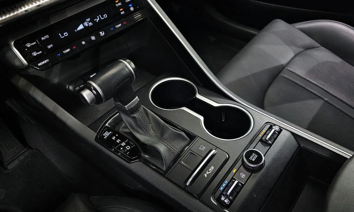 Kia K5 2.0 LPG Trendy * НАЙ-ДОБРА ЦЕНА В БЪЛГАРИЯ*  - изображение 9