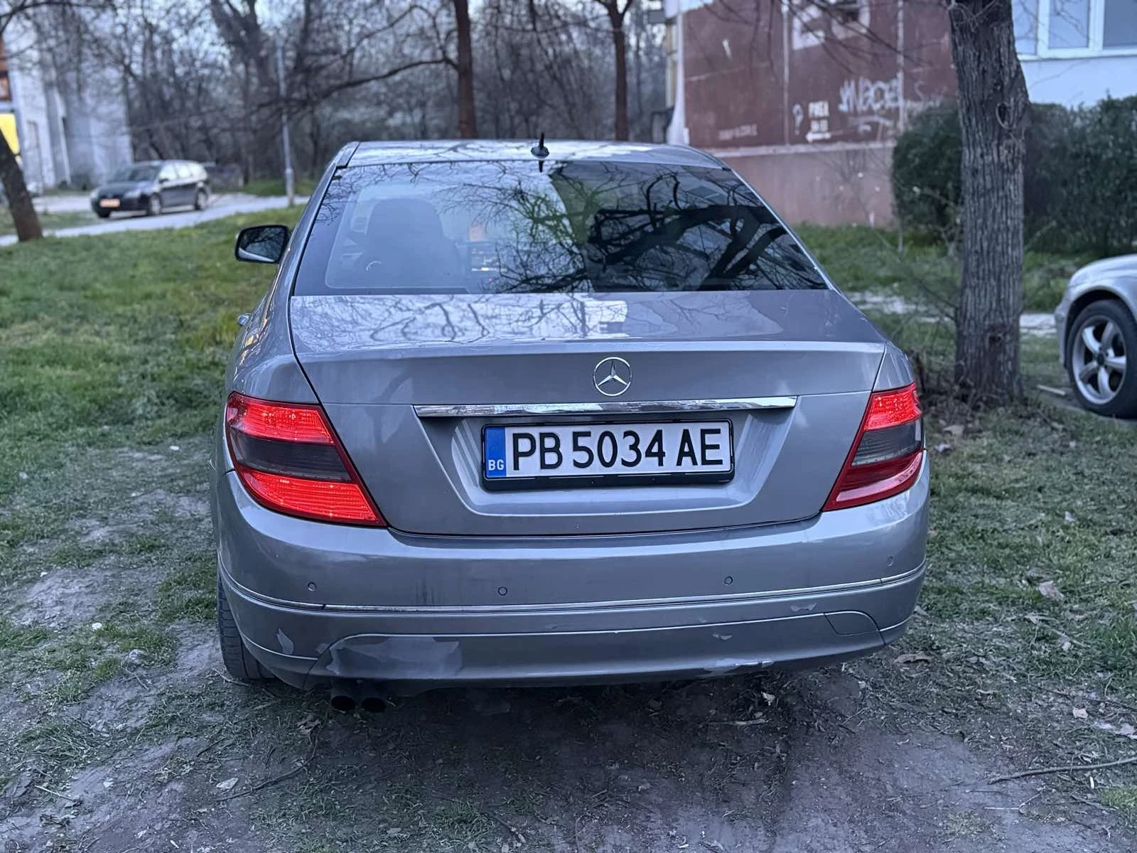 Mercedes-Benz C 220 CDI Автоматик Avangarde OM646, снимка 7 - Автомобили и джипове - 53853541
