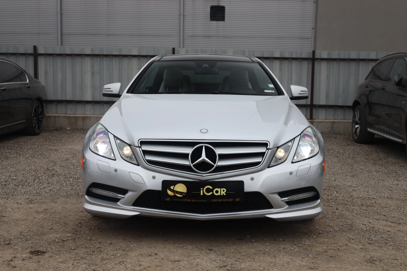 Mercedes-Benz E 350 i 4M AMG Coupe Pano KAM HlK Memory Blind Lane iCar, снимка 2 - Автомобили и джипове - 53964526