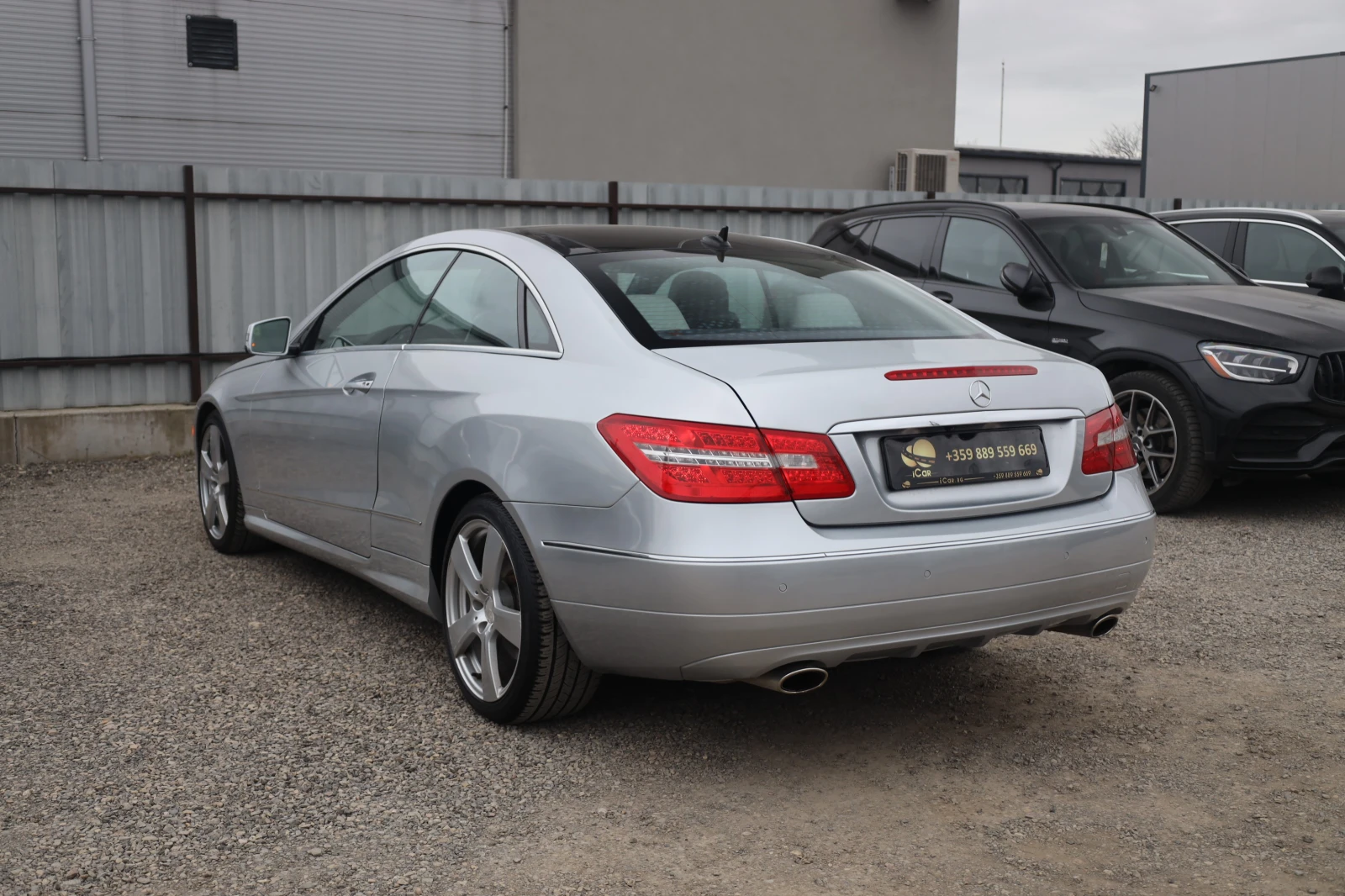 Mercedes-Benz E 350 i 4M AMG Coupe Pano KAM HlK Memory Blind Lane iCar, снимка 6 - Автомобили и джипове - 53964526