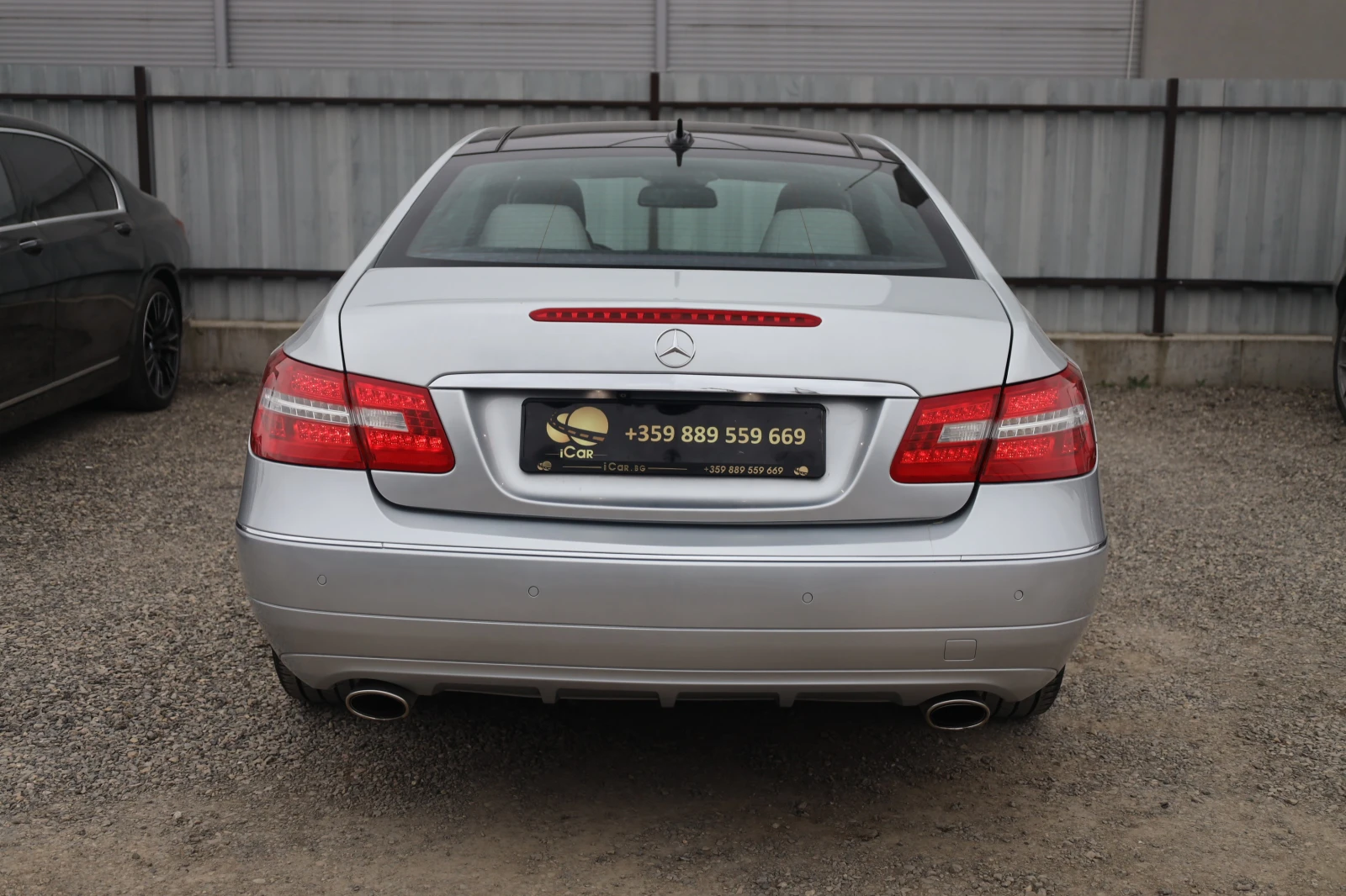 Mercedes-Benz E 350 i 4M AMG Coupe Pano KAM HlK Memory Blind Lane iCar, снимка 5 - Автомобили и джипове - 53964526