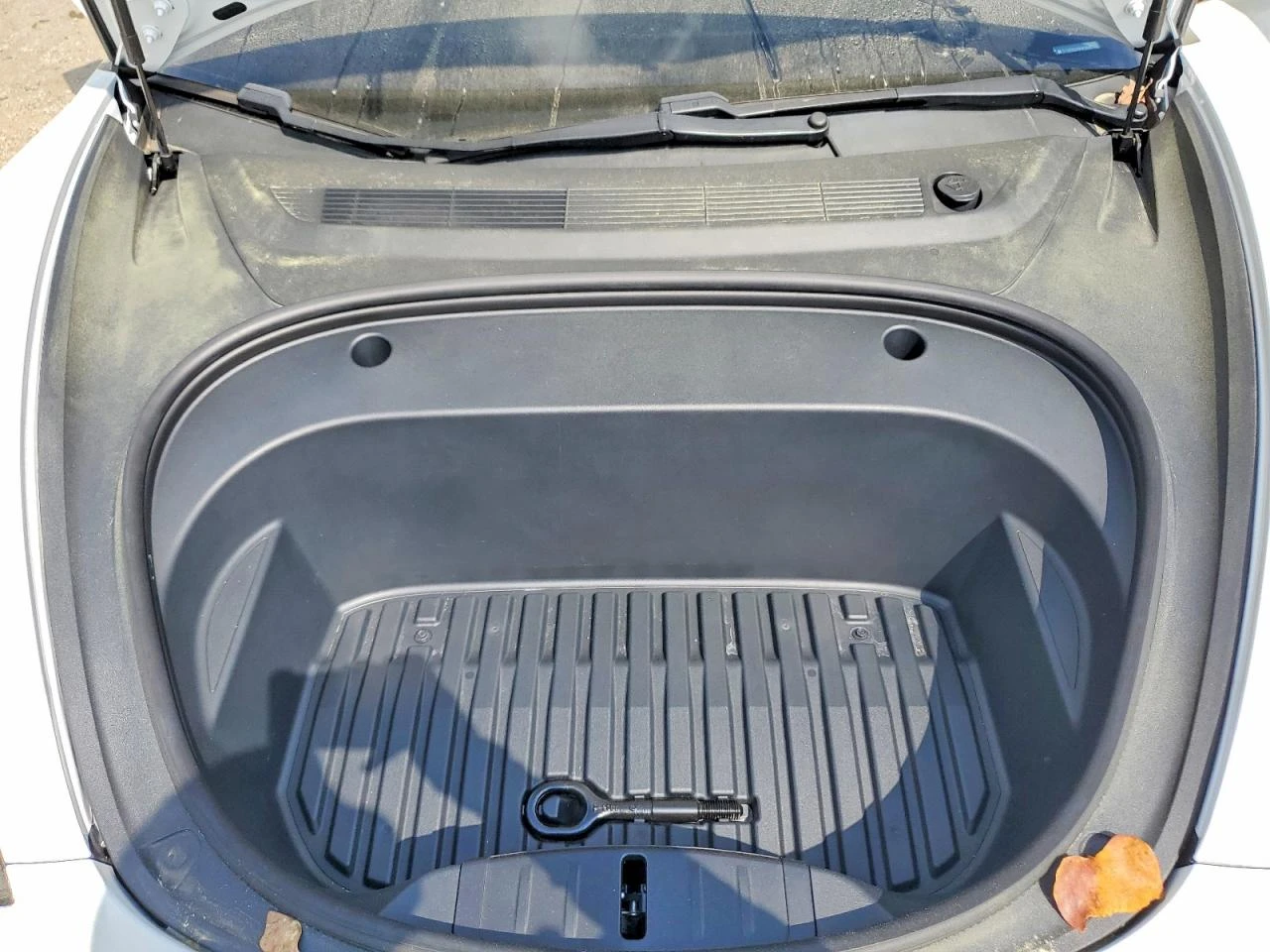 Tesla Model 3, снимка 11 - Автомобили и джипове - 54273381