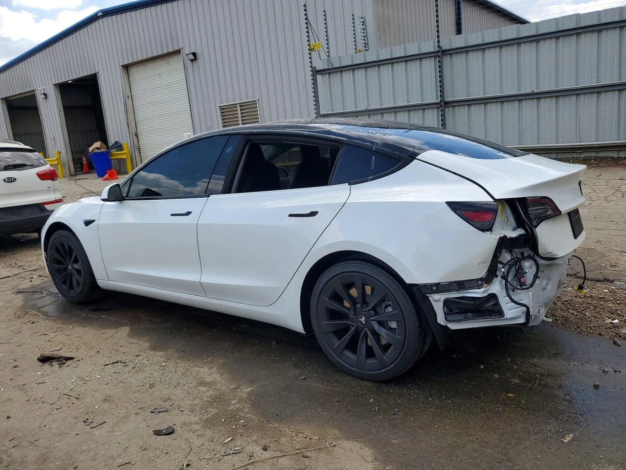 Tesla Model 3, снимка 2 - Автомобили и джипове - 54273381