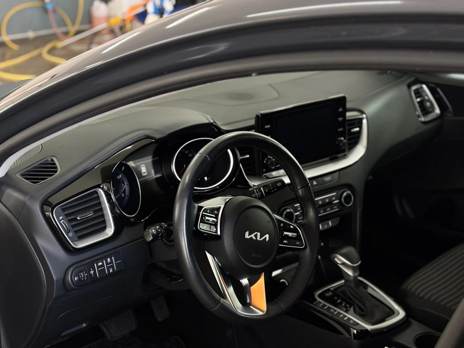 Kia Ceed, снимка 6 - Автомобили и джипове - 54320274