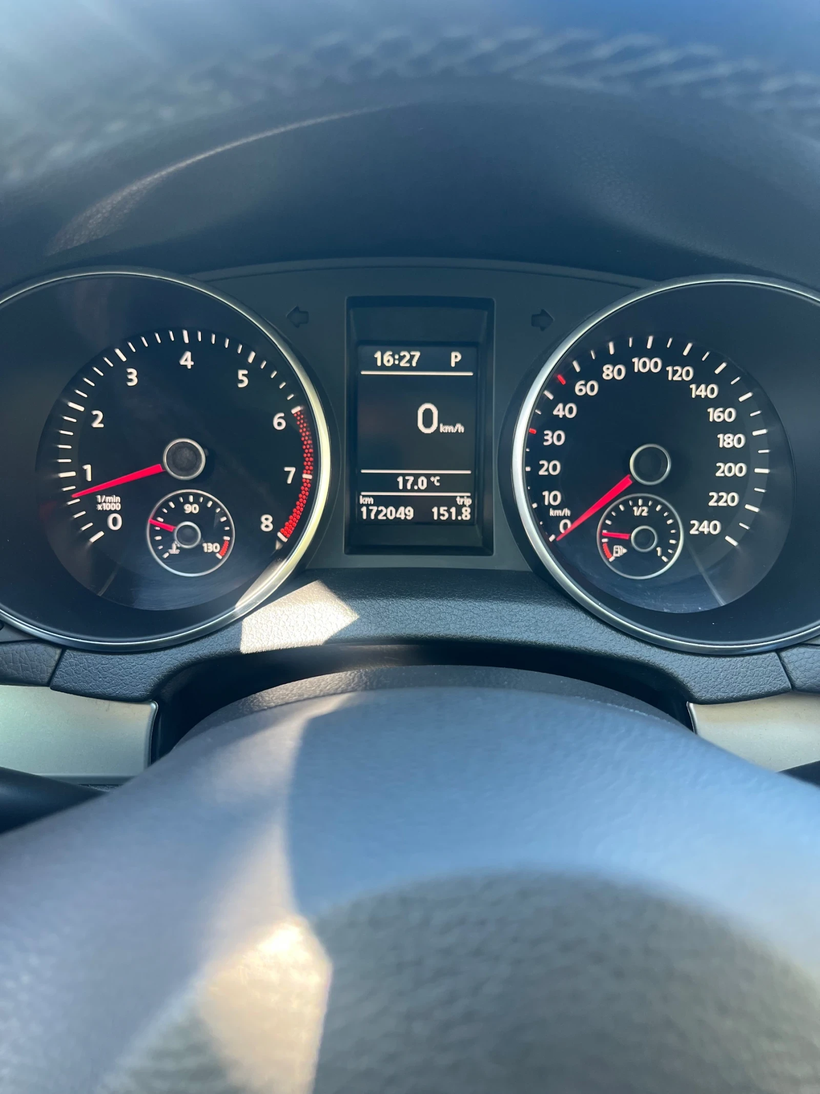 VW Golf 1.4 PERFECT AVTOMAT 7G, снимка 13 - Автомобили и джипове - 54551442