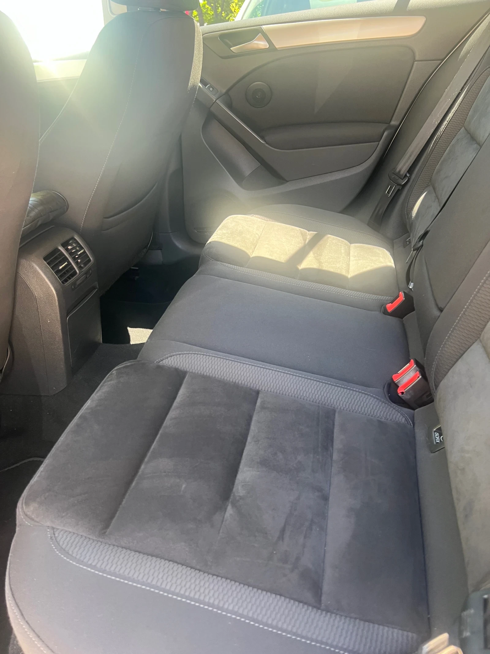 VW Golf 1.4 PERFECT AVTOMAT 7G, снимка 5 - Автомобили и джипове - 54551442