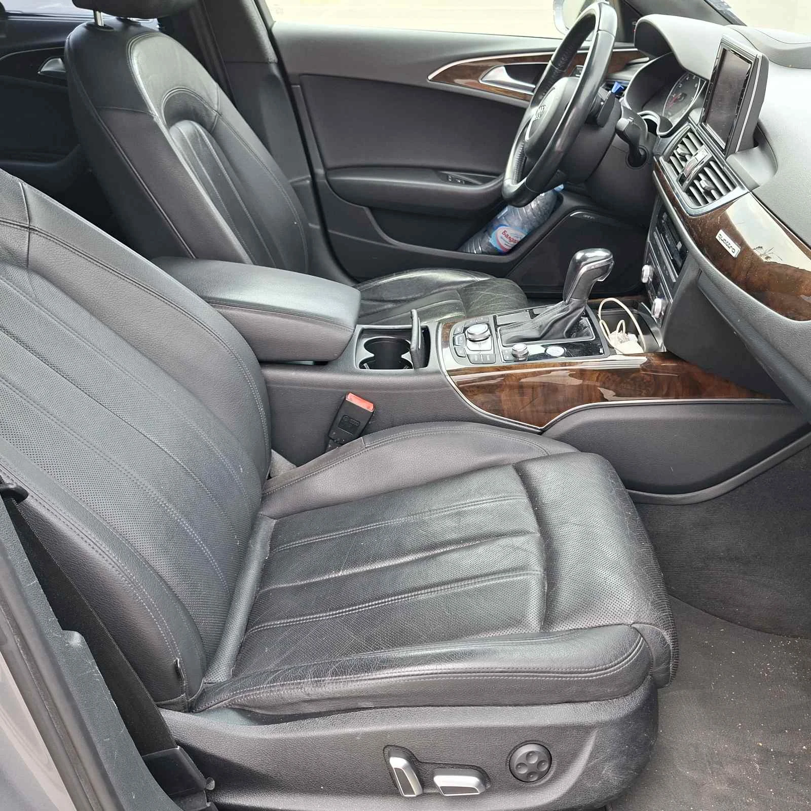 Audi A6 3.0 TFSI NAVI, снимка 15 - Автомобили и джипове - 55664488