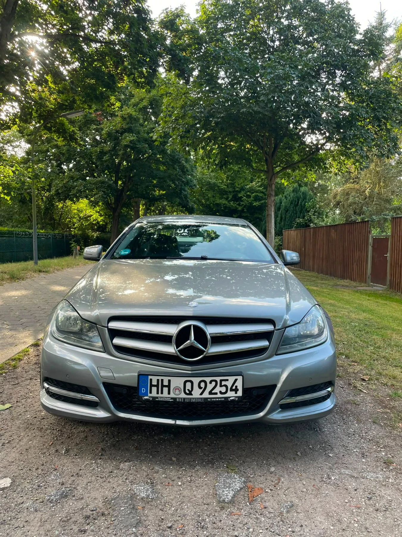 Mercedes-Benz C 220, снимка 2 - Автомобили и джипове - 55695471