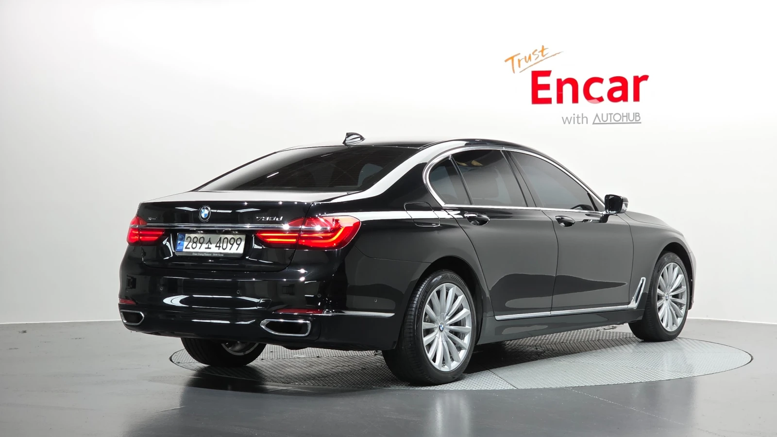 BMW 730 xDrive * DIS * 360 * HK * MASSAGE * ОБДУХ, снимка 3 - Автомобили и джипове - 55706241