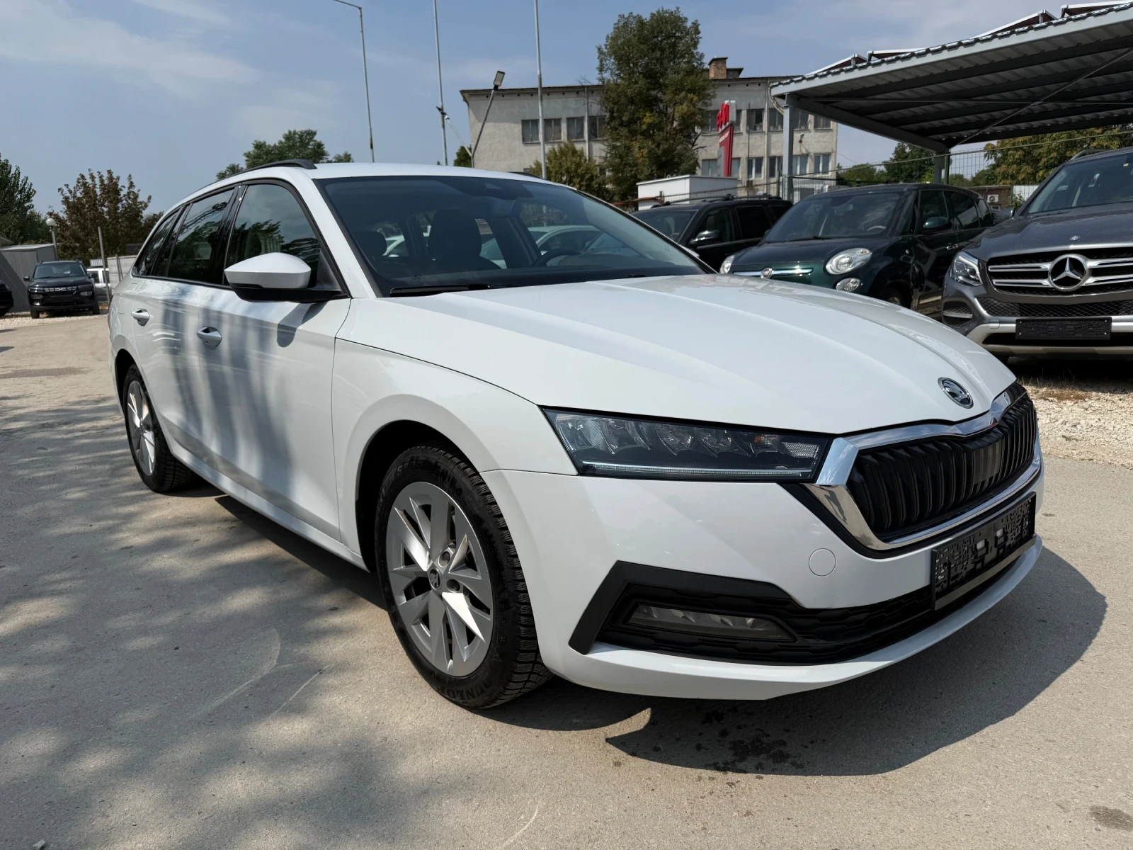 Skoda Octavia 2.0TDI - 150к.с. - Топ състояние, снимка 2 - Автомобили и джипове - 55786698