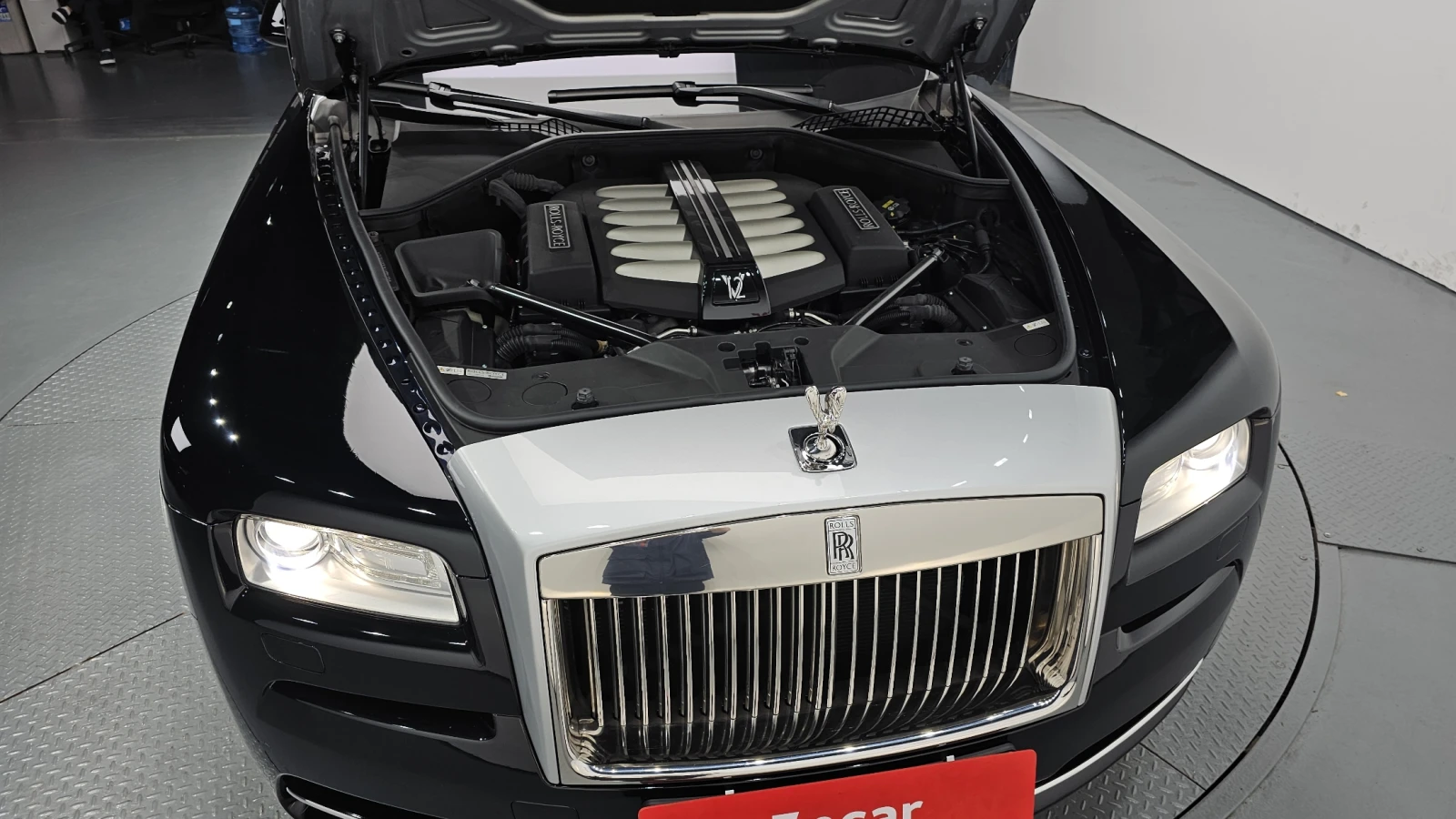 Rolls-Royce Wraith SOFT CLOSE* 360* ЕЛ. БАГАЖНИК* HUD* КРАЙНА ЦЕНА, снимка 6 - Автомобили и джипове - 55983894