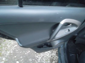 Toyota Rav4 2.2D4D-crossover, снимка 11