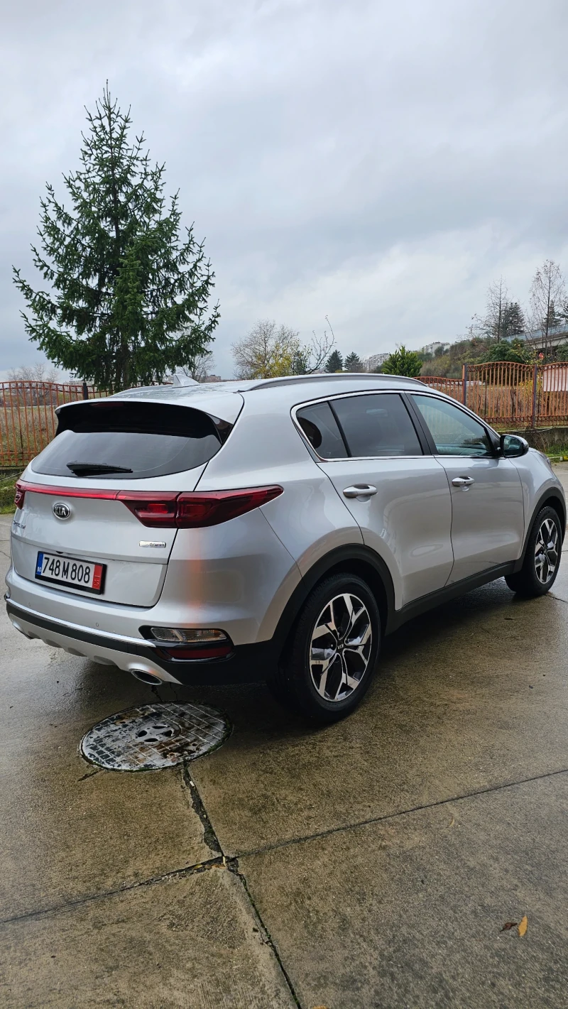 Kia Sportage, снимка 5 - Автомобили и джипове - 52567170