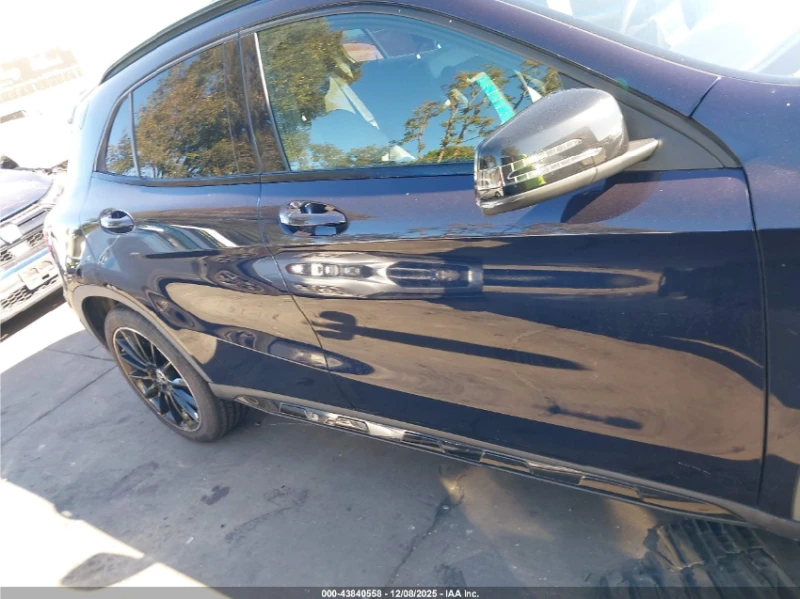 Mercedes-Benz GLA 250 AMG-PACK* DIGITAL* ПОДГРЕВ* КАМЕРА, снимка 12 - Автомобили и джипове - 52910923