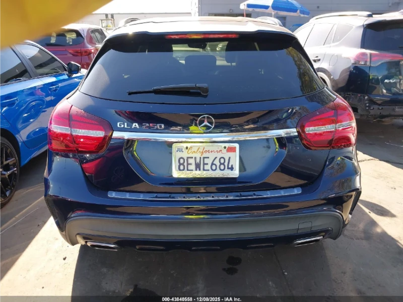 Mercedes-Benz GLA 250 AMG-PACK* DIGITAL* ПОДГРЕВ* КАМЕРА, снимка 7 - Автомобили и джипове - 52910923