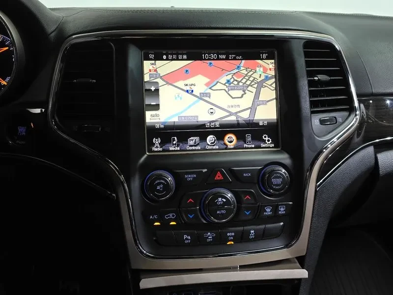 Jeep Cherokee 3.0D AWD Overland - САМО 30% АВАНС, снимка 13 - Автомобили и джипове - 55662018