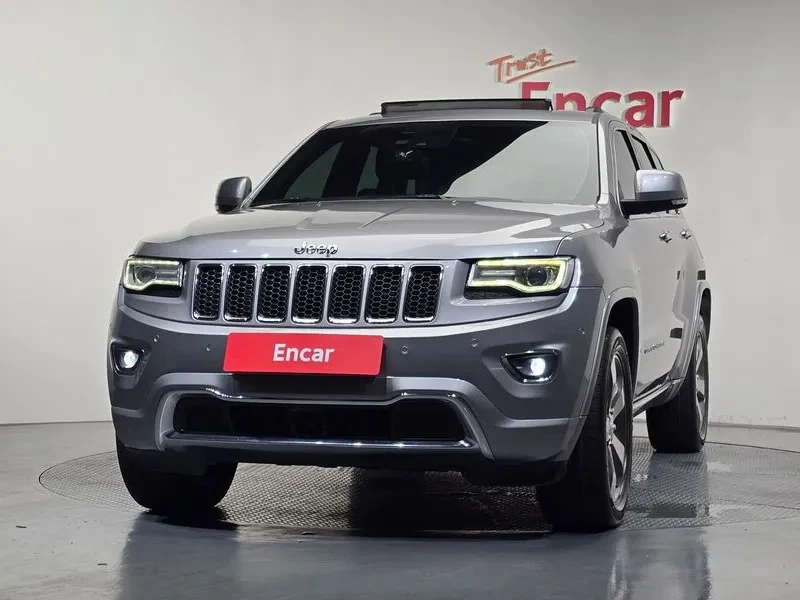 Jeep Cherokee 3.0D AWD Overland - САМО 30% АВАНС, снимка 3 - Автомобили и джипове - 55662018
