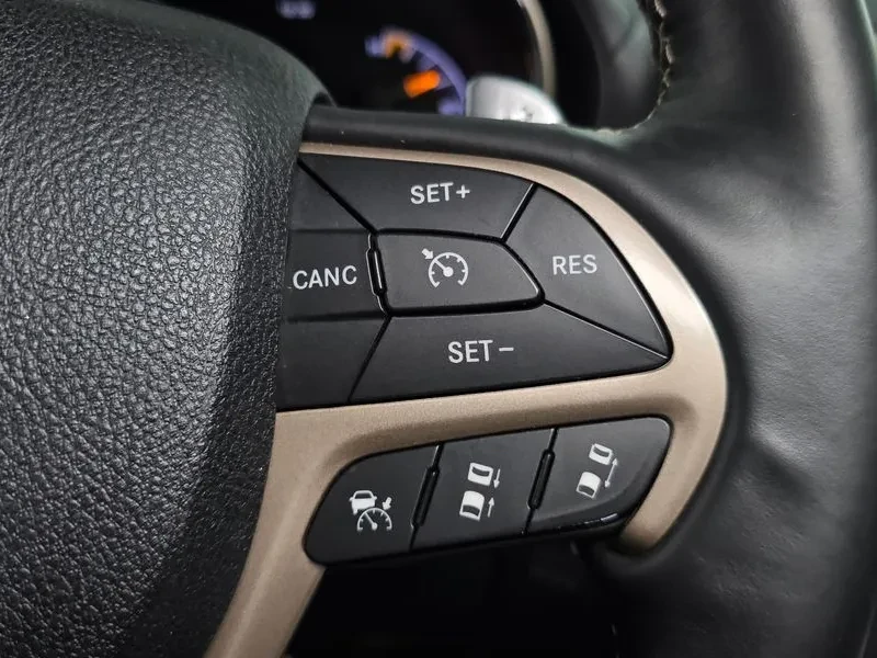 Jeep Cherokee 3.0D AWD Overland - САМО 30% АВАНС, снимка 16 - Автомобили и джипове - 55662018
