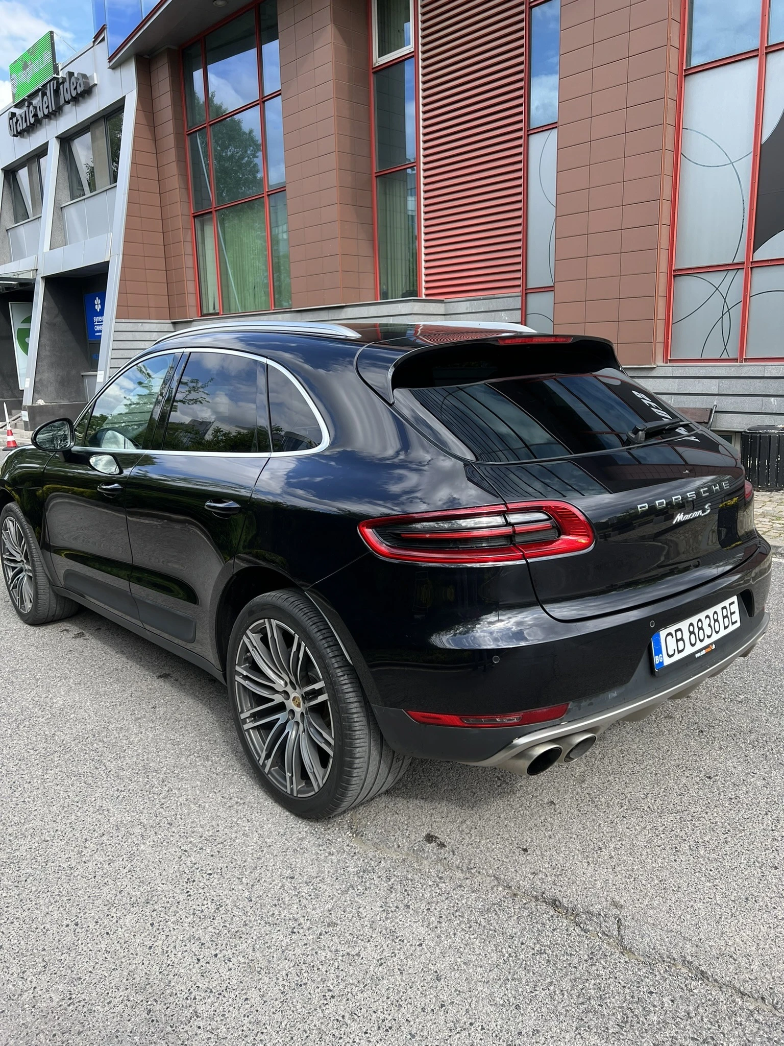 Porsche Macan 3.0 - изображение 3