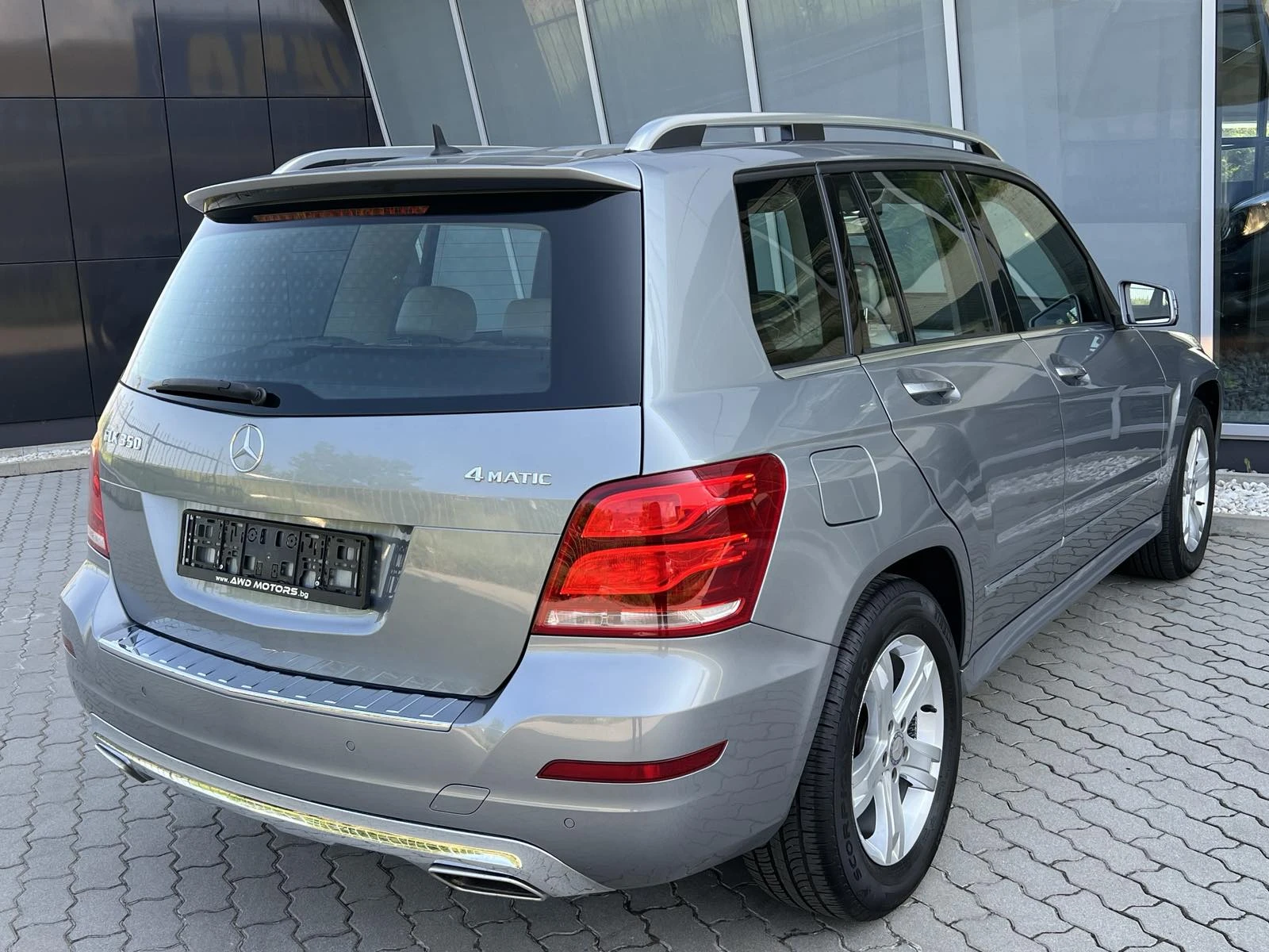 Mercedes-Benz GLK 350i 306кс ВНОС ШВЕЙЦАРИЯ Автоматик Кожа Подгрев - изображение 4