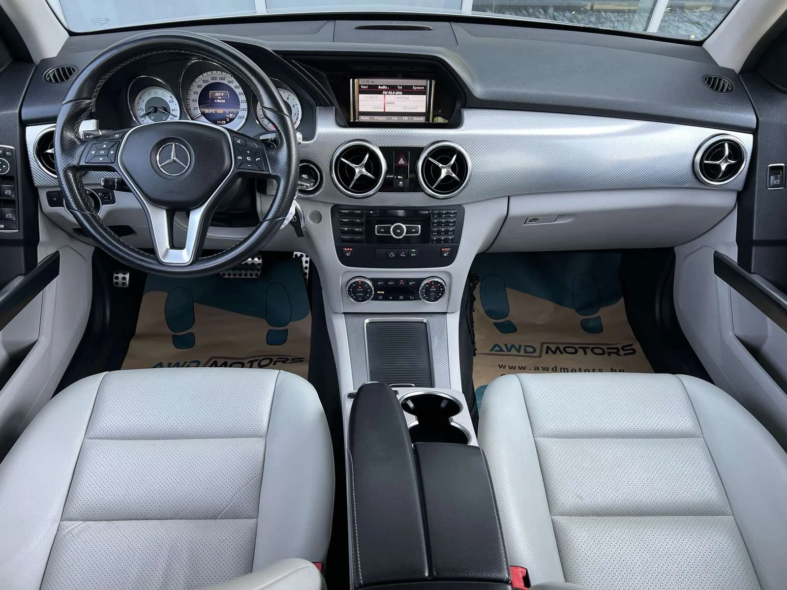 Mercedes-Benz GLK 350i 306кс ВНОС ШВЕЙЦАРИЯ Автоматик Кожа Подгрев - изображение 10