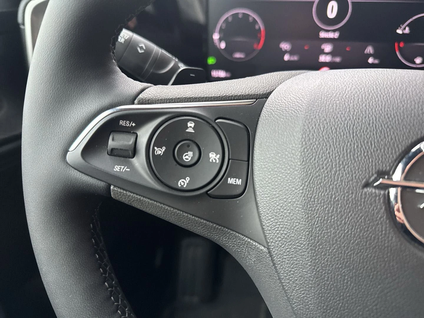 Opel Mokka GS, масажи, кожен салон, по-големия дисплей, навиг - изображение 10