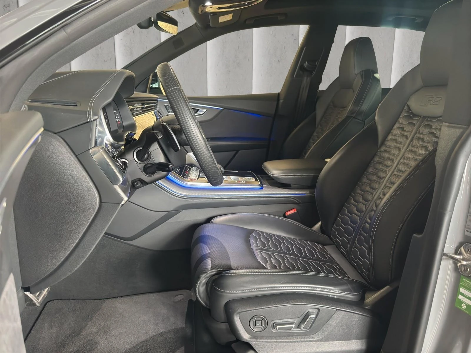 Audi RSQ8 4.0 TFSI DYNAMIC CARBON CERAMIC B&O MATRIX - изображение 7