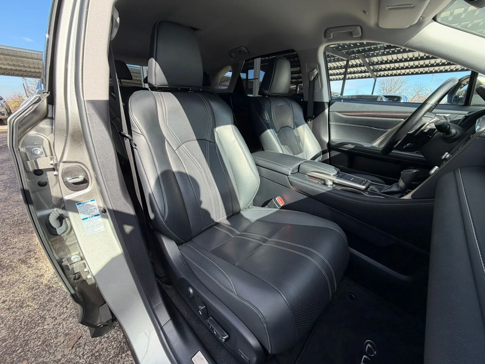 Lexus RX 450h Facelift/Luxury/360Camera/HUD/В гаранция , снимка 17 - Автомобили и джипове - 53369238