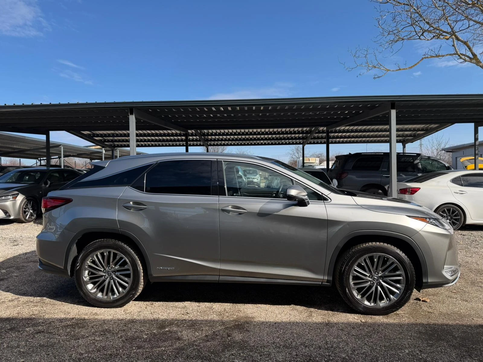 Lexus RX 450h Facelift/Luxury/360Camera/HUD/В гаранция , снимка 4 - Автомобили и джипове - 53369238