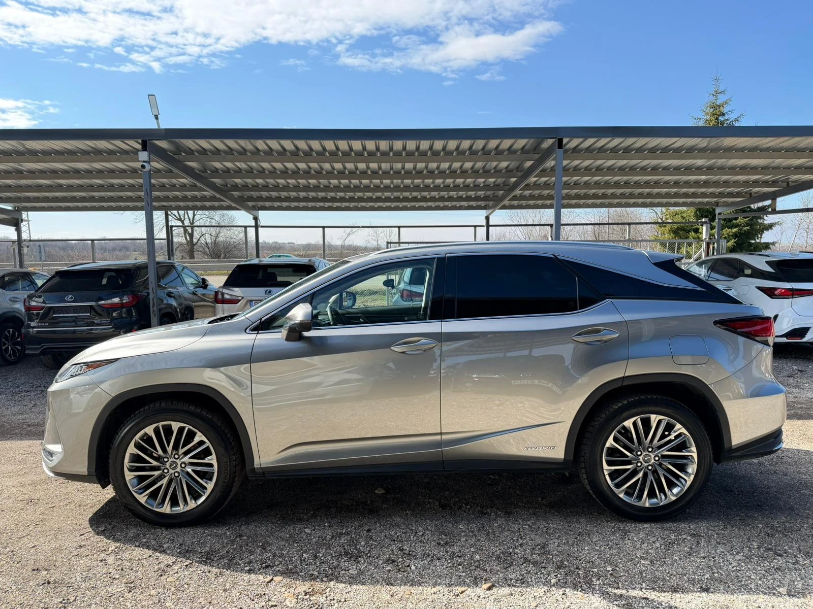 Lexus RX 450h Facelift/Luxury/360Camera/HUD/В гаранция , снимка 8 - Автомобили и джипове - 53369238