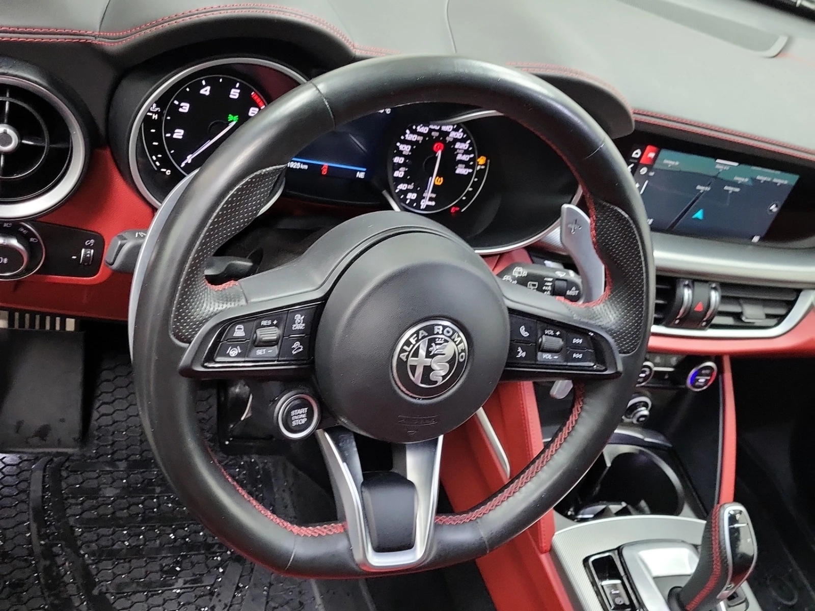 Alfa Romeo Stelvio TI Sport AWD 280�� * ���������� �� ������*  | Mobile.bg � ����������� 11